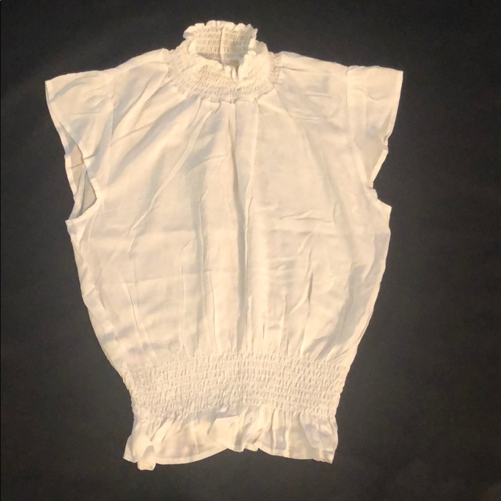 White short sleeve blouse